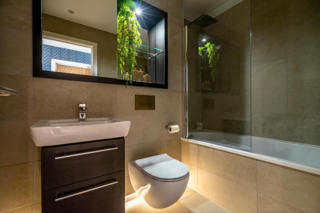 Waterside Retreat @ Ryedale House Apartment Йорк Екстериор снимка